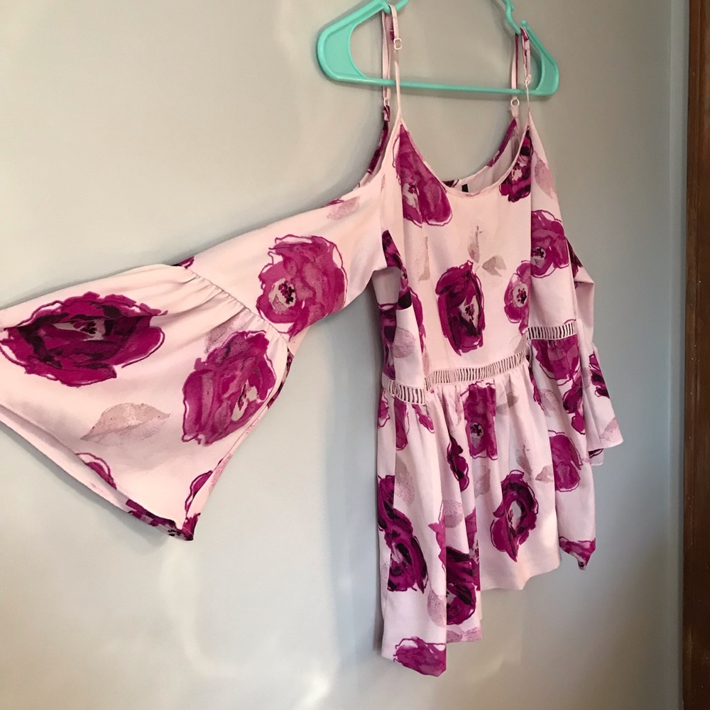 Shoulder less floral blouse